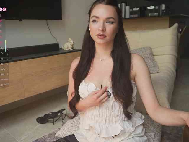 blackvelveet webcam