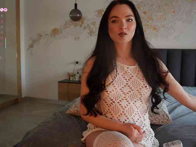 blackvelveet webcam
