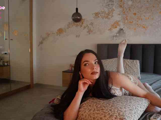 blackvelveet webcam