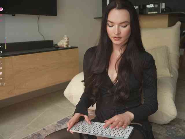 blackvelveet webcam