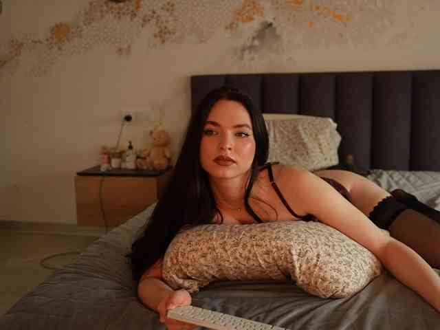 blackvelveet webcam