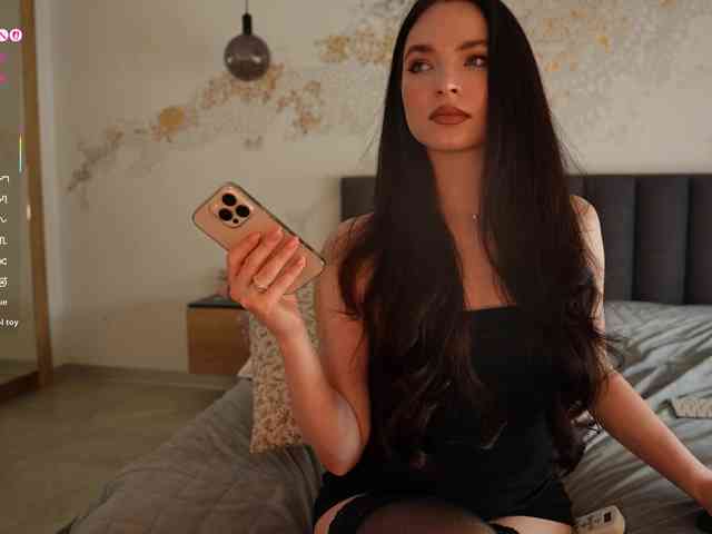 blackvelveet webcam