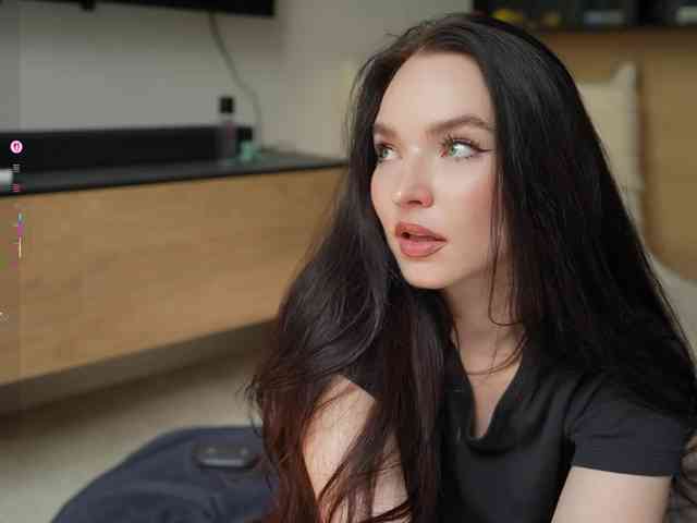 blackvelveet webcam
