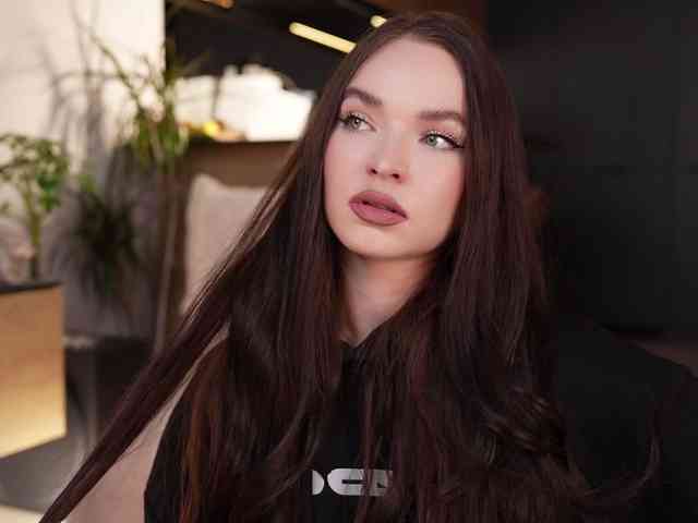 Merrimarina Live Webcam on BongaCams