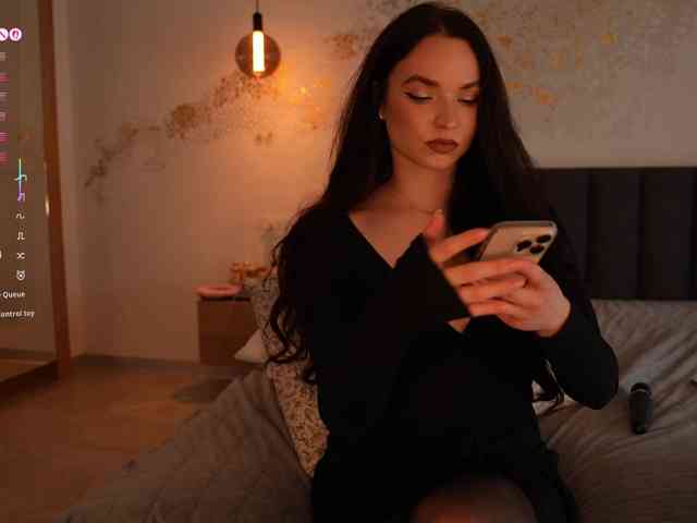 blackvelveet webcam