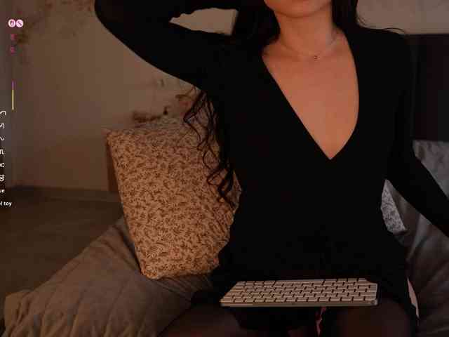 Merrimarina Live Webcam on BongaCams