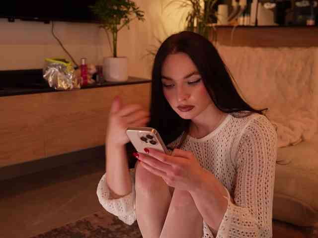 Merrimarina's webcam live show