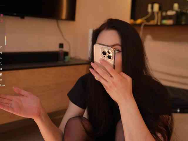 blackvelveet webcam