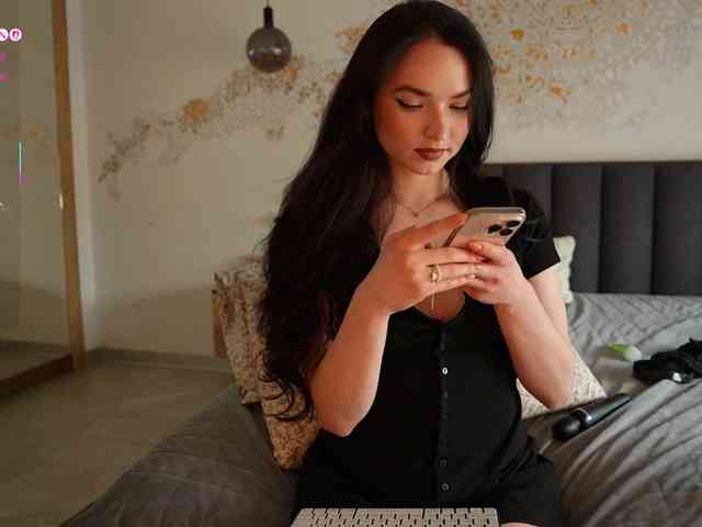 blackvelveet webcam