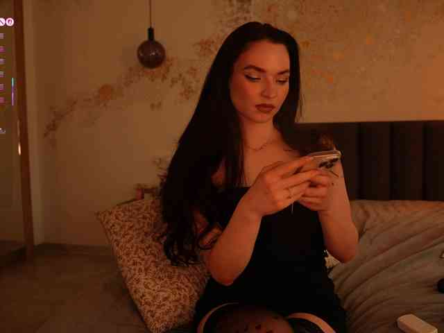 blackvelveet webcam