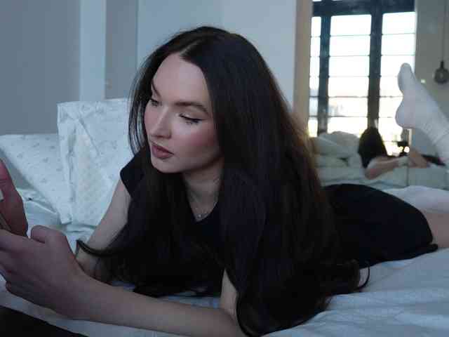 Merrimarina Live Webcam on BongaCams