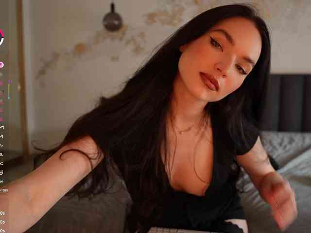 blackvelveet webcam