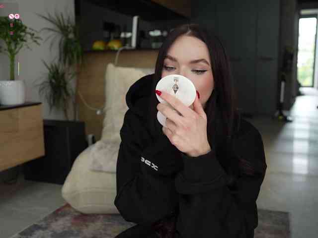 blackvelveet webcam