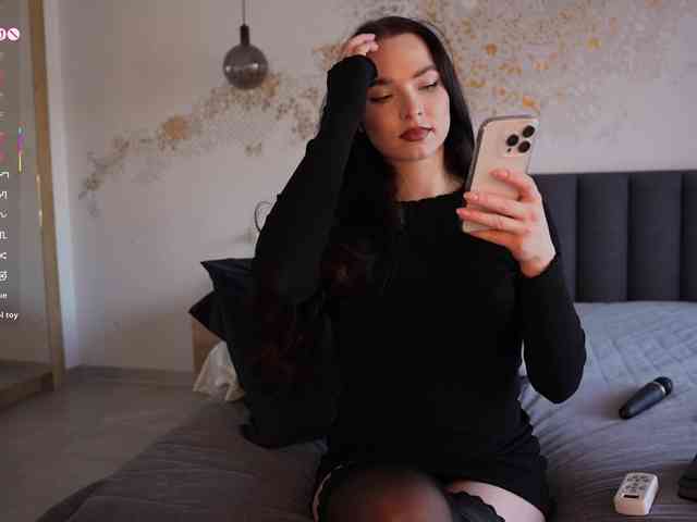 blackvelveet webcam