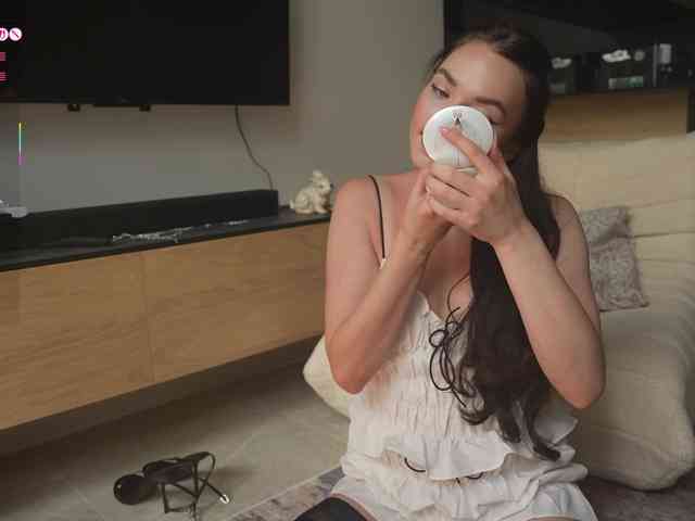 blackvelveet webcam