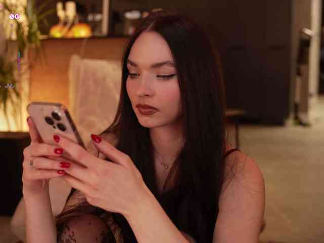 blackvelveet webcam