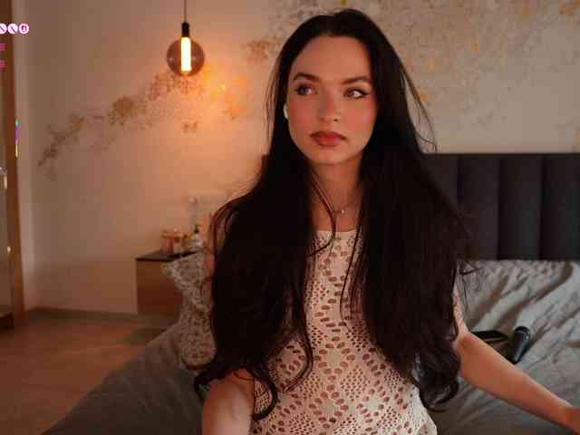 blackvelveet webcam