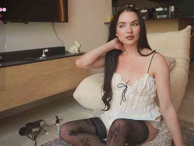 blackvelveet webcam