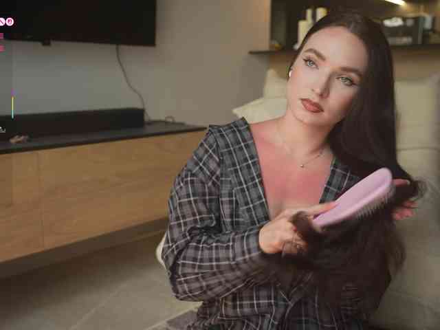 blackvelveet webcam