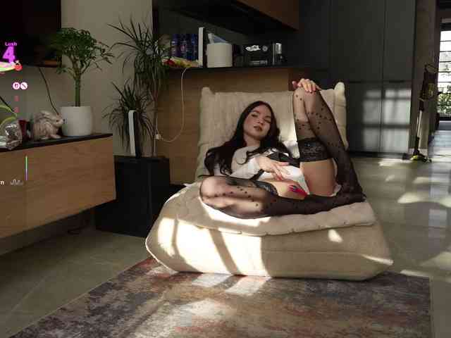 blackvelveet webcam