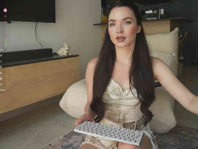 blackvelveet webcam
