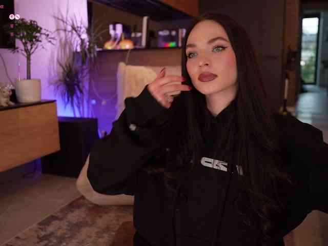 blackvelveet webcam