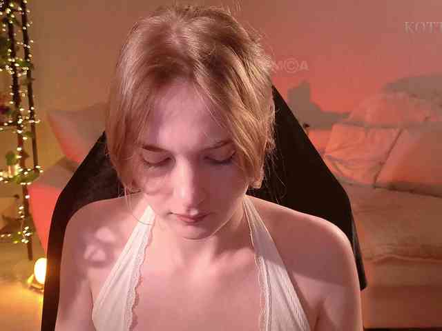 KOTTYAA webcam