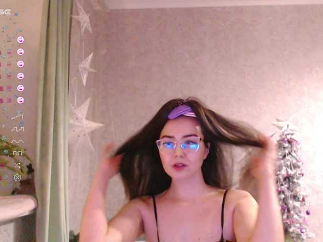 Jussysweet's BongaCams show and profile