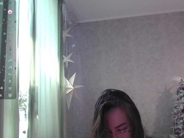 Jussysweet's BongaCams show and profile