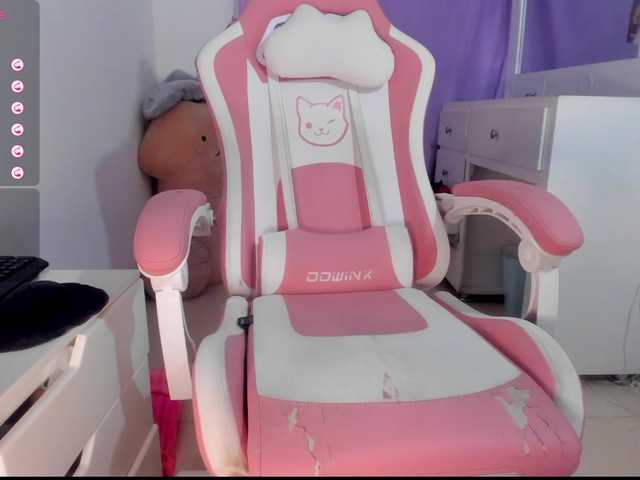 MayiRivas's BongaCams show and profile