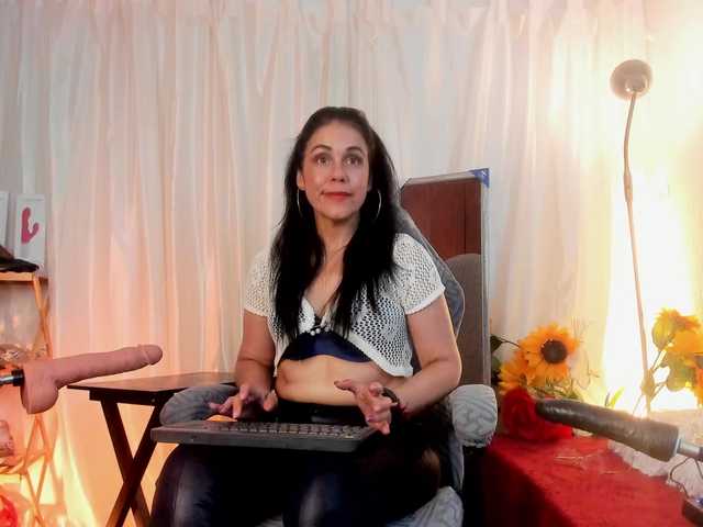 girasol-walto's BongaCams show and profile