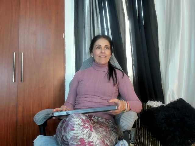 girasol-walto's BongaCams show and profile