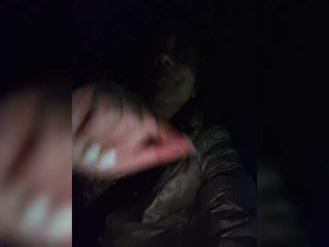 Kira183's BongaCams show and profile