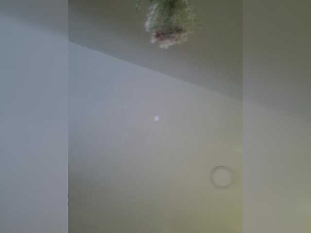 Kira183's BongaCams show and profile