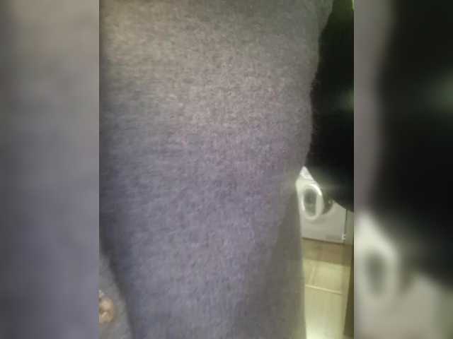 Kira183's BongaCams show and profile