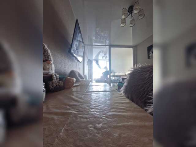 Kira183's BongaCams show and profile