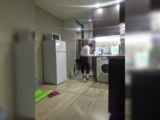 Kira183's BongaCams show and profile