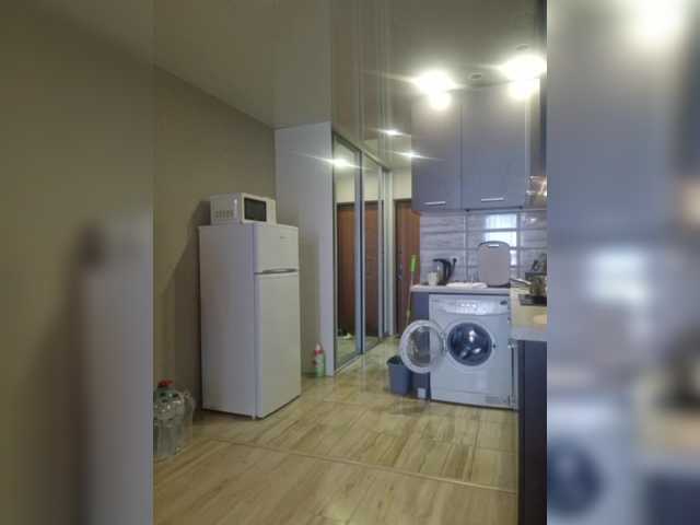 Kira183's BongaCams show and profile