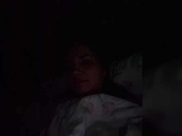 Kira183's BongaCams show and profile