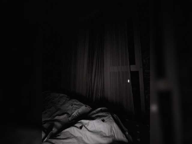 Kira183's BongaCams show and profile