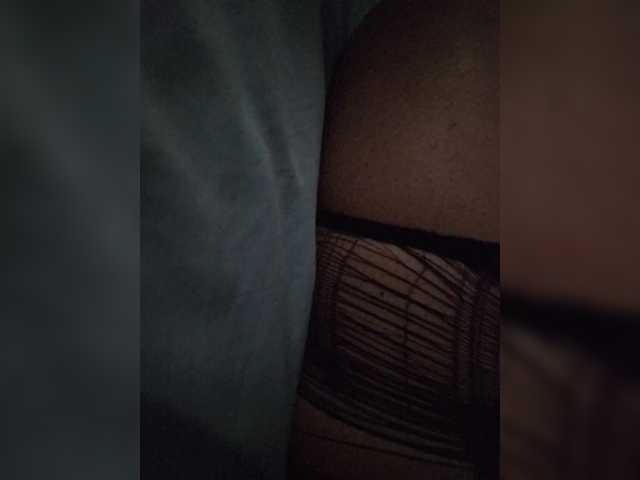 Kira183's BongaCams show and profile