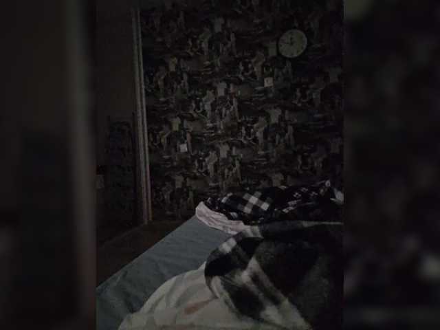 Kira183's BongaCams show and profile