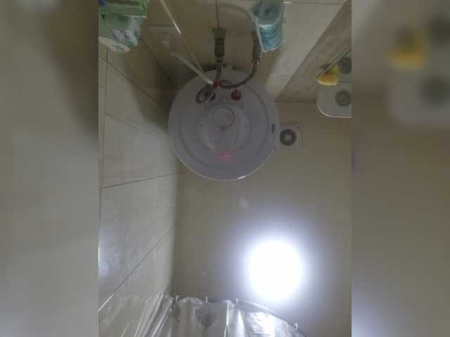 Kira183's BongaCams show and profile