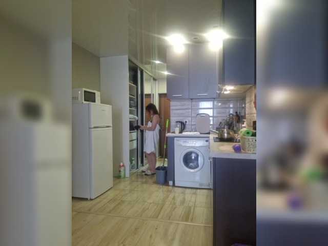 Kira183's BongaCams show and profile