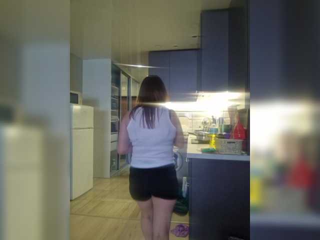 Kira183's BongaCams show and profile