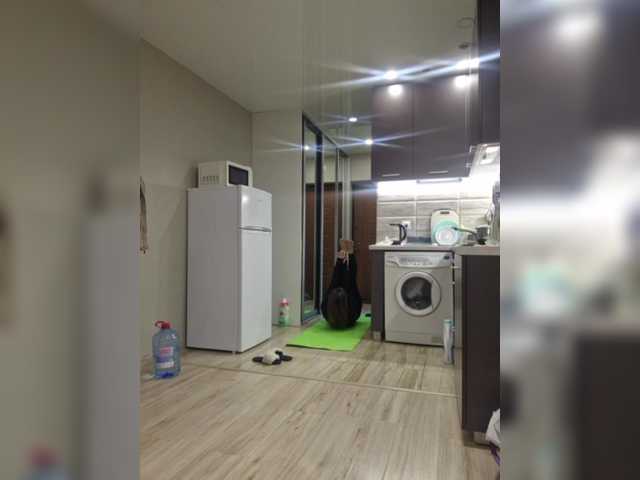 Kira183's BongaCams show and profile