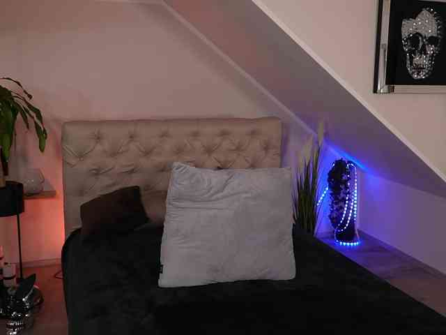 Hotmilfbitch Hotmilfbitch