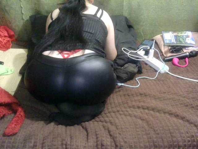 IngaQAce's BongaCams show and profile