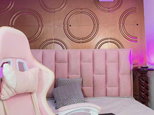 valeriaa19's BongaCams show and profile