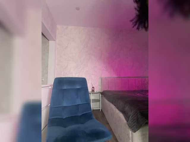 VikiKiss's BongaCams show and profile